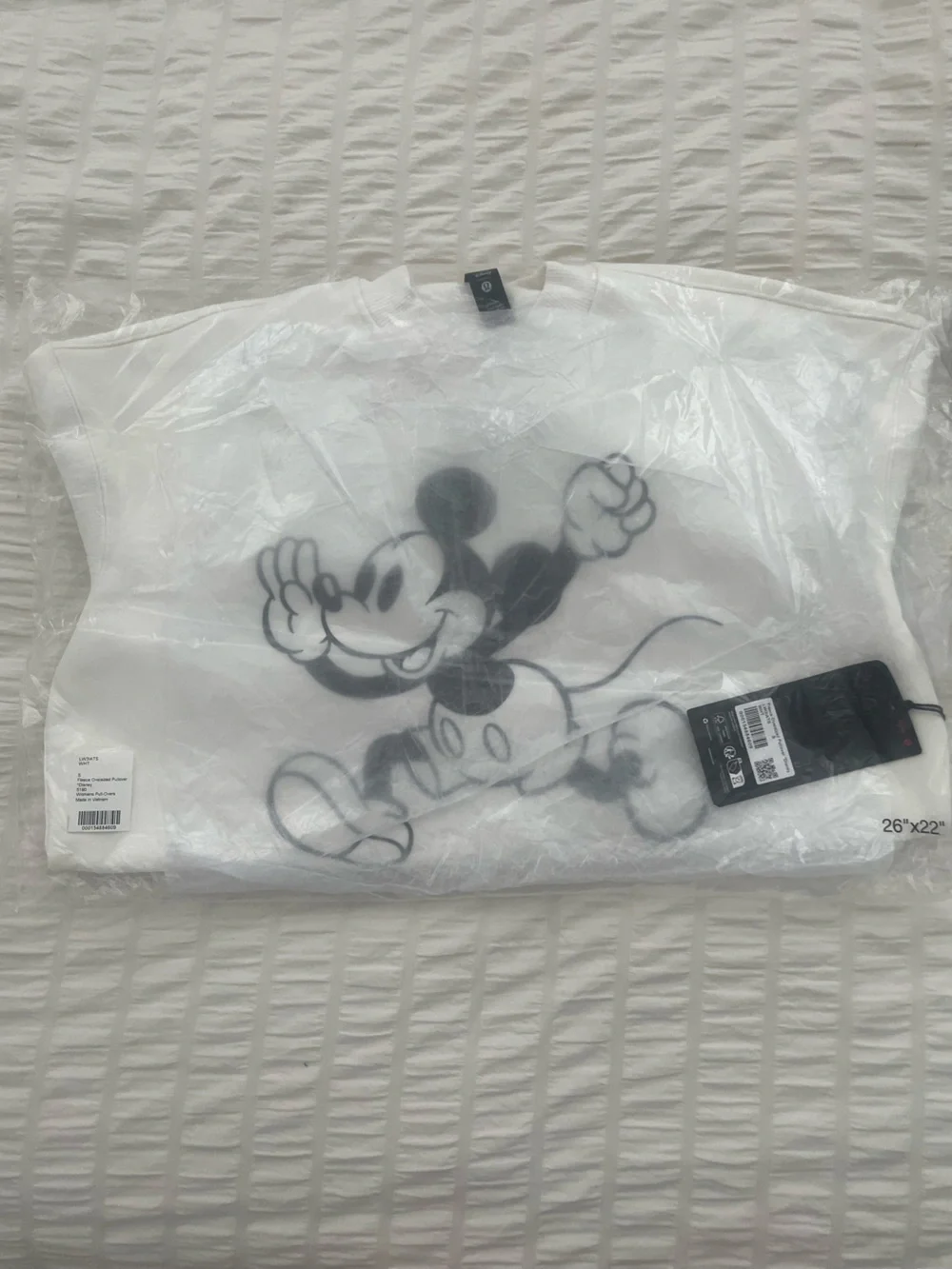 lululemon athletica Disney NWT White Crewneck Sweater with Black Mickey small